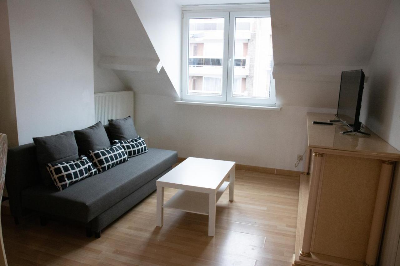 West Side Roses Appartement Ostenda Esterno foto