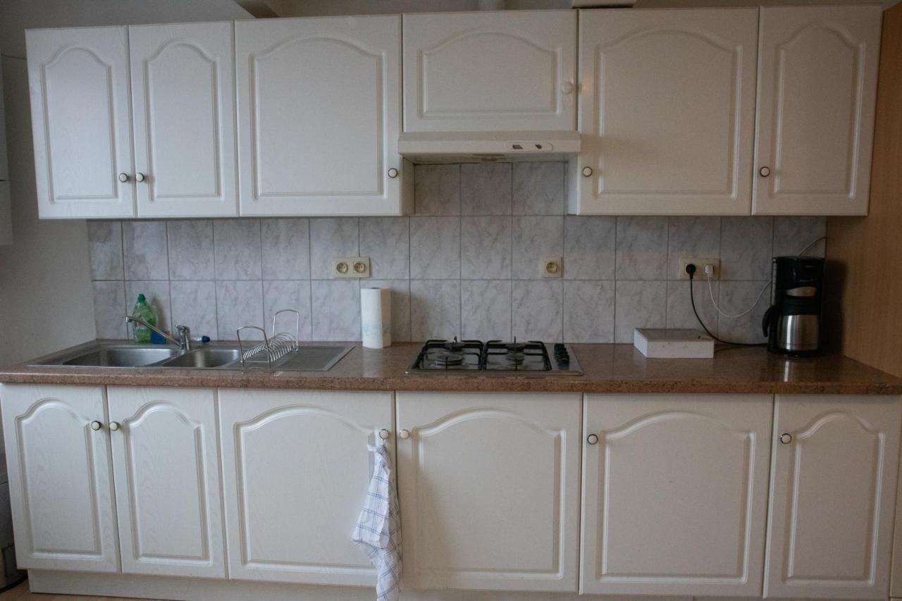 West Side Roses Appartement Ostenda Esterno foto