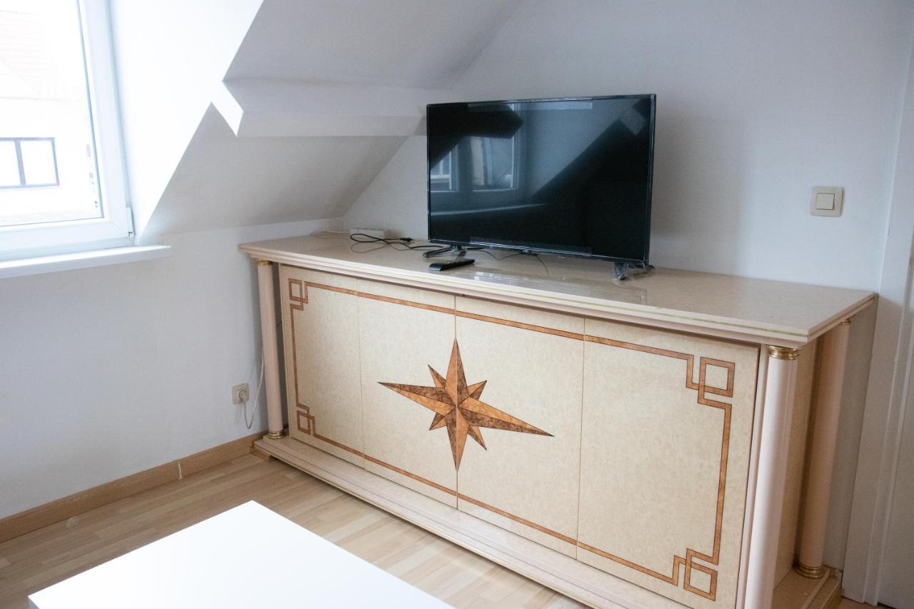 West Side Roses Appartement Ostenda Esterno foto