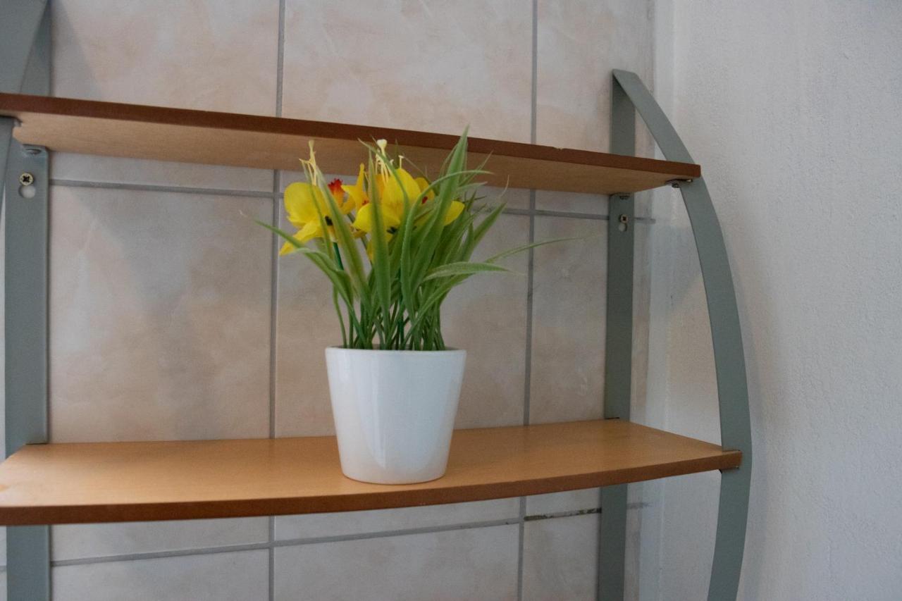 West Side Roses Appartement Ostenda Esterno foto
